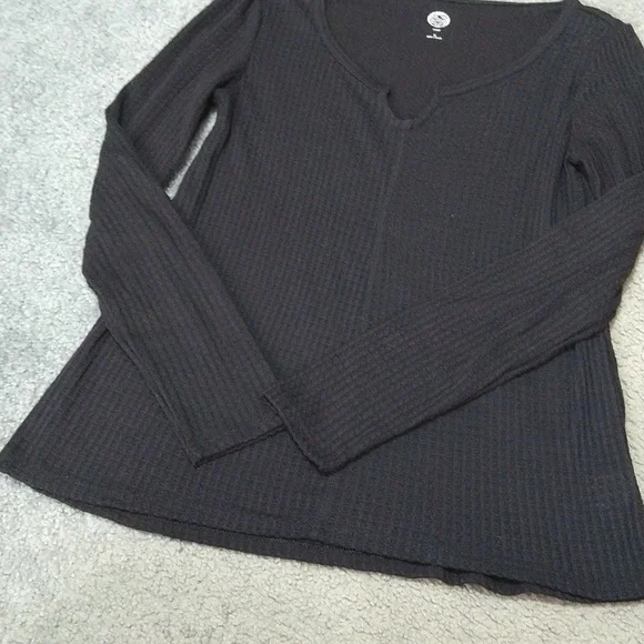 {3/$10 OR 5/$15} SO Long Sleeve Shirt - Picture 6 of 10